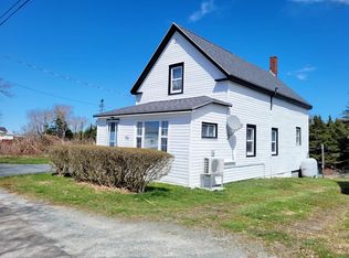 39 Church St, Lockeport, NS B0T1L0