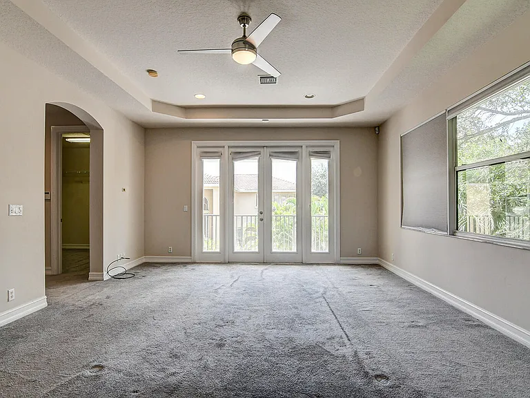 670 Edgebrook Ln — Photo 47