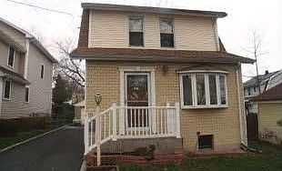 5th image of 122 Nutley Ave