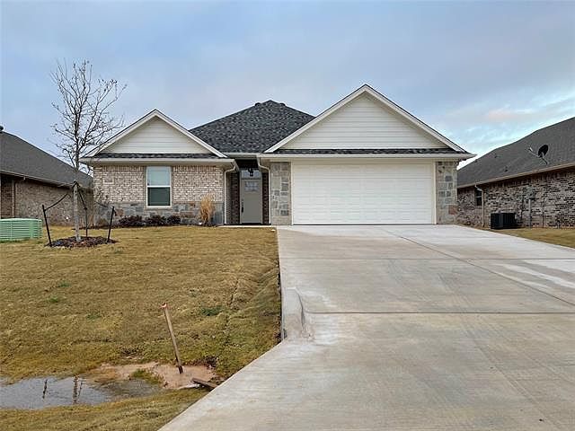 1st image of 3316 Arrow Dr