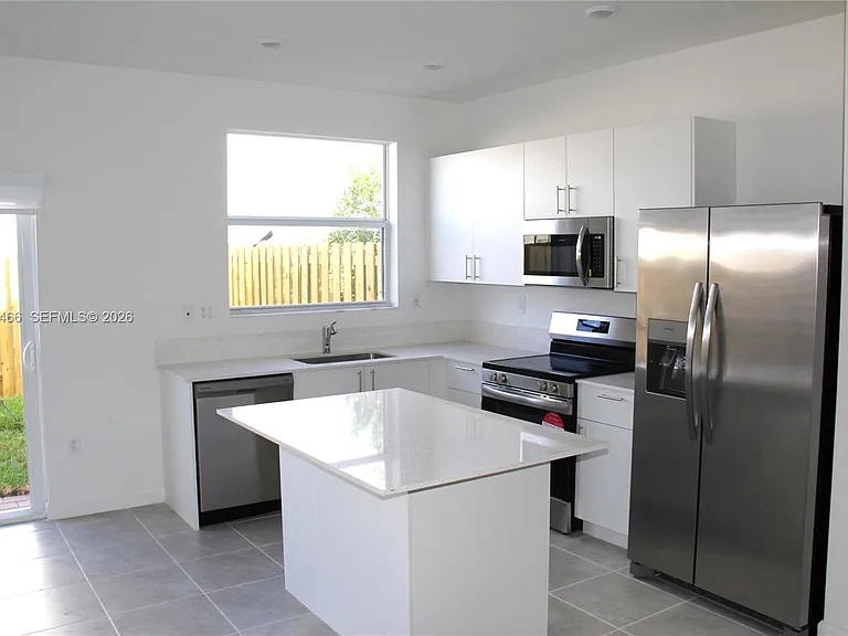 2617 SE 28th Dr #2617 — Photo 4