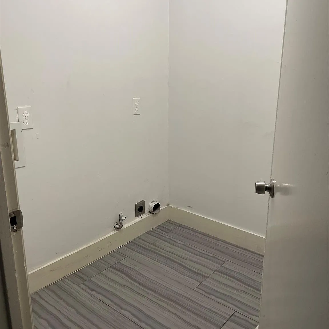 3 bed, 2.0 bath, 1248 sqft, $1,900 — Photo 4