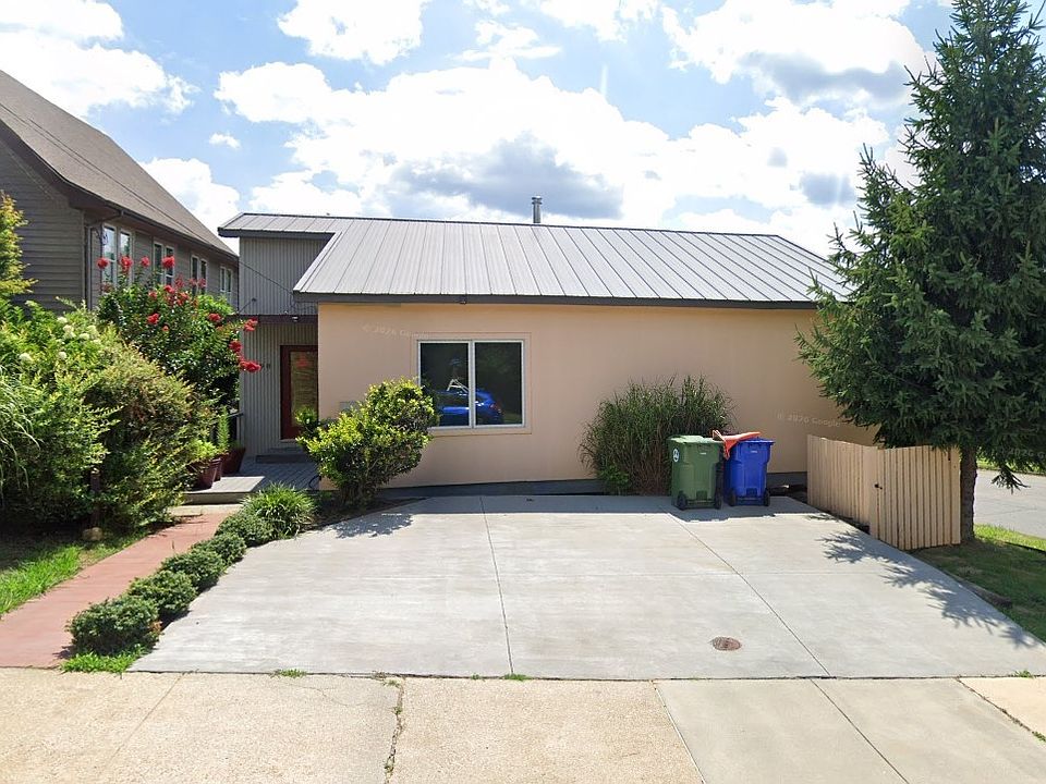 1st image of 98 Ora St