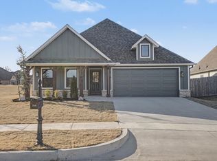 7215 E Queens Pl, Broken Arrow, OK 74014