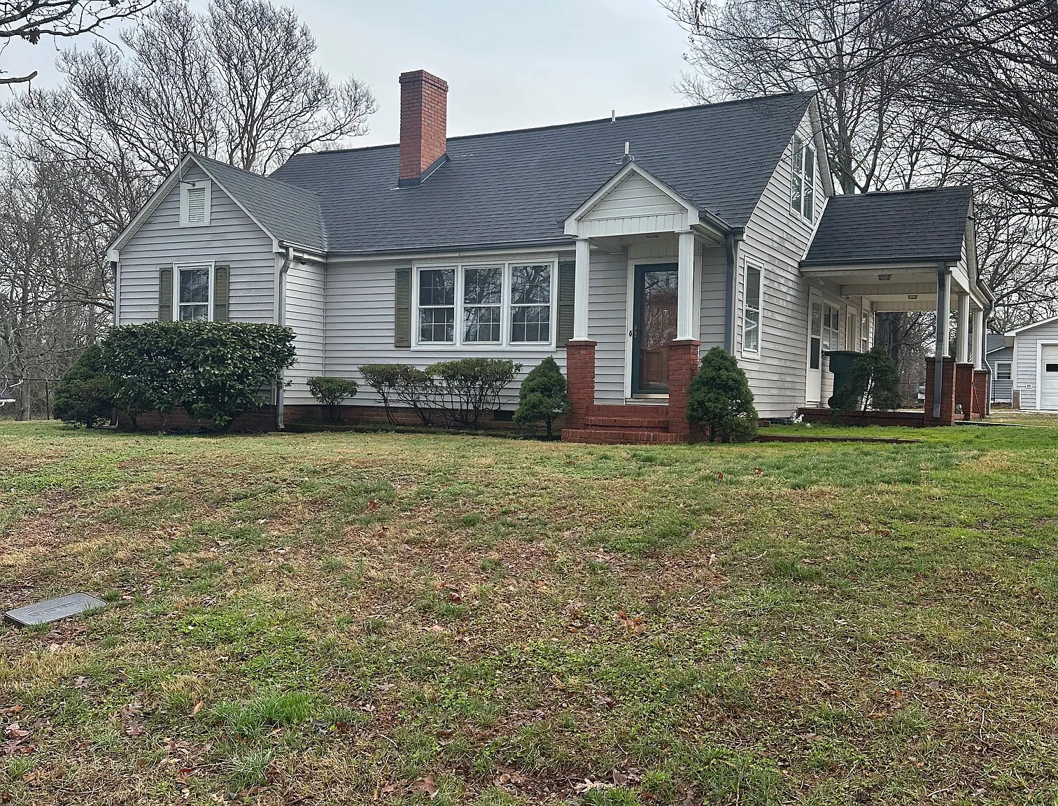 3 bed, 2.5 bath, 1330 sqft, $1,800 — Photo 1