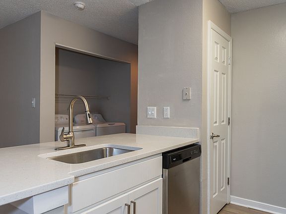 2nd image of 3310 Old Courthouse Rd #36B