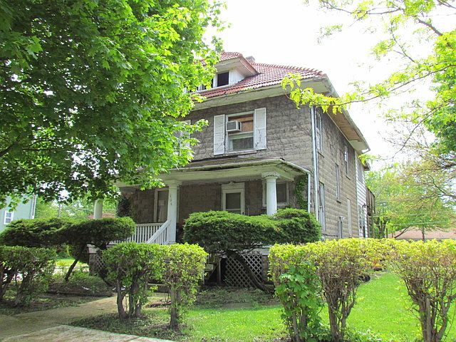 1st image of 120 E Blair St