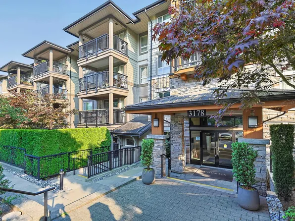 3178 Dayanee Springs Blvd #403, Coquitlam, BC V3E 0B9