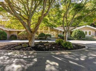 30503 Palomares Rd, Castro Valley, CA 94552