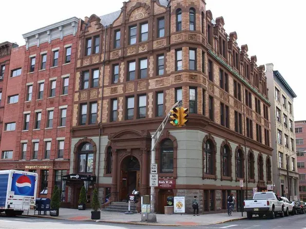 84 Washington Street image 11 of 12