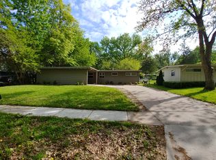 338 W Rio Rd, Lincoln, NE 68505