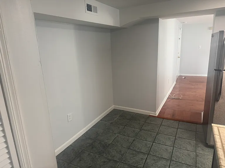 934 New Market St #2 — Photo 6