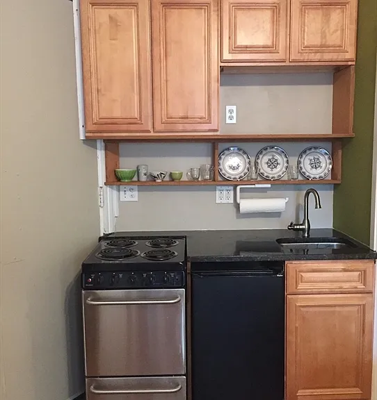 16 Cumberland St #1 — Photo 2
