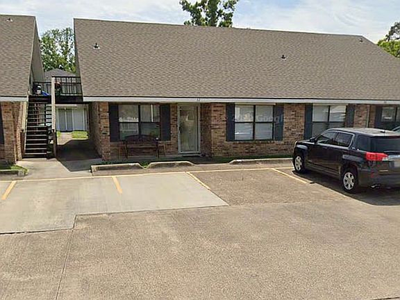 2nd image of 30-32 Dogwood Ln