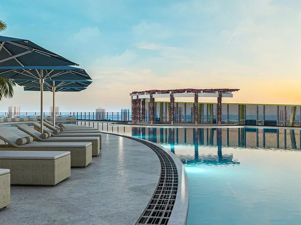 220 Lake Shore Dr, West Palm Beach, FL