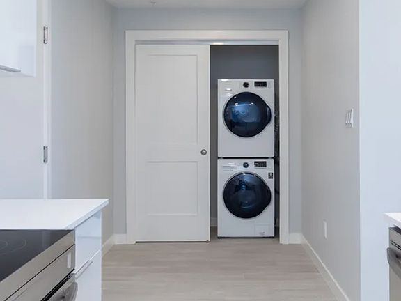 5th image of 1876 Riverside Ln #1228946