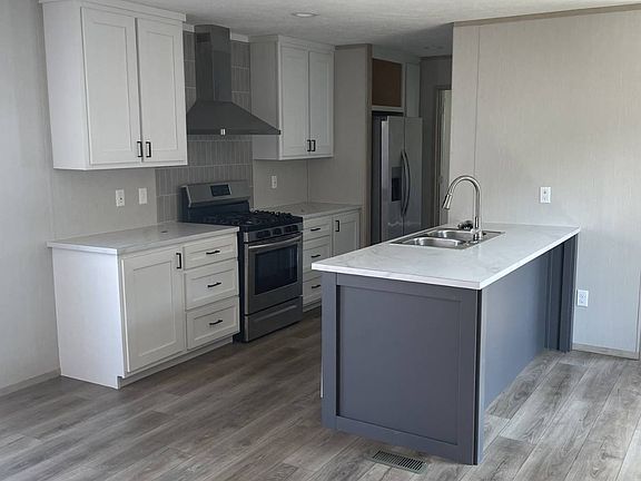 2nd image of 6621 W Ridge Rd #13