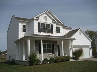 328 Olentangy Meadows Dr, Lewis Center, OH 43035