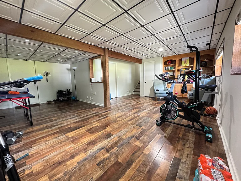 2323 Applewood Dr — Photo 25