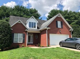 1045 Sugarhill Pl, Cookeville, TN 38501