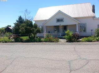 185 E Dawson St, Halfway, OR 97834