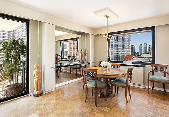 2nd image of 10 W 66th St APT 17F
