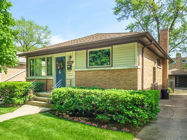 7744 Taylor St, Forest Park, IL 60130