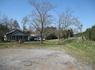 907 Swan Rd, Old Fort, TN 37362