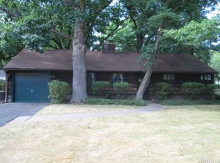 449 Tryon Dr, Lewiston, NY 14092