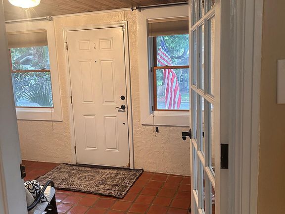 5th image of 1501 N Osceola Ave