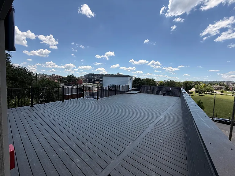 510 W Liberty St #12 — Photo 10