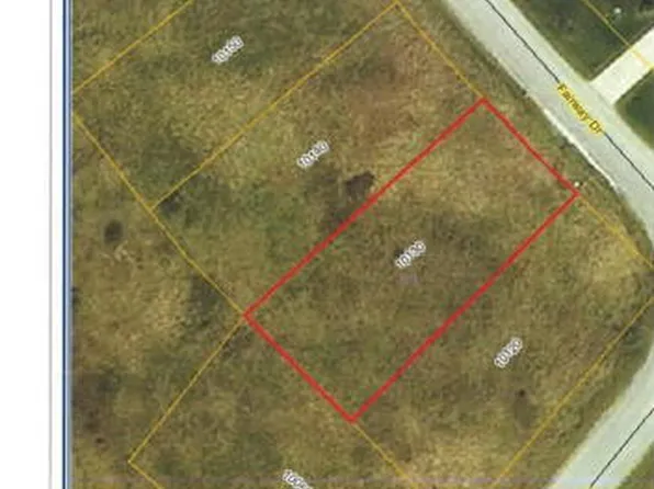 10130 Fairway Dr, Jerome, MI 49249