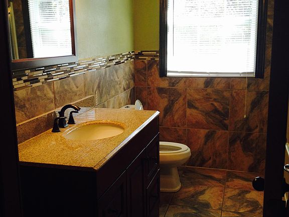 5th image of 2227 W Wedington Dr