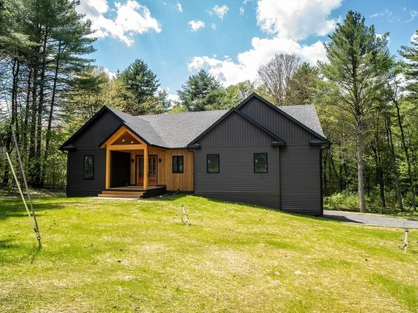 20 Merrifield Rd, Bernardston, MA 01337