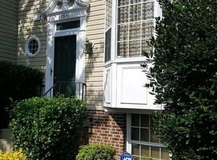 7931 Gunston Woods Pl, Lorton, VA 22079