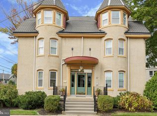 185 W Court St APT 4, Doylestown, PA 18901