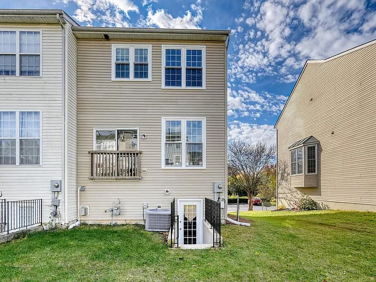 3506 Connor Pl — Photo 33