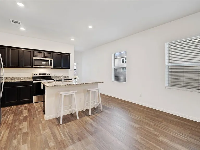 329 Flower Smith Ln #20-B — Photo 10