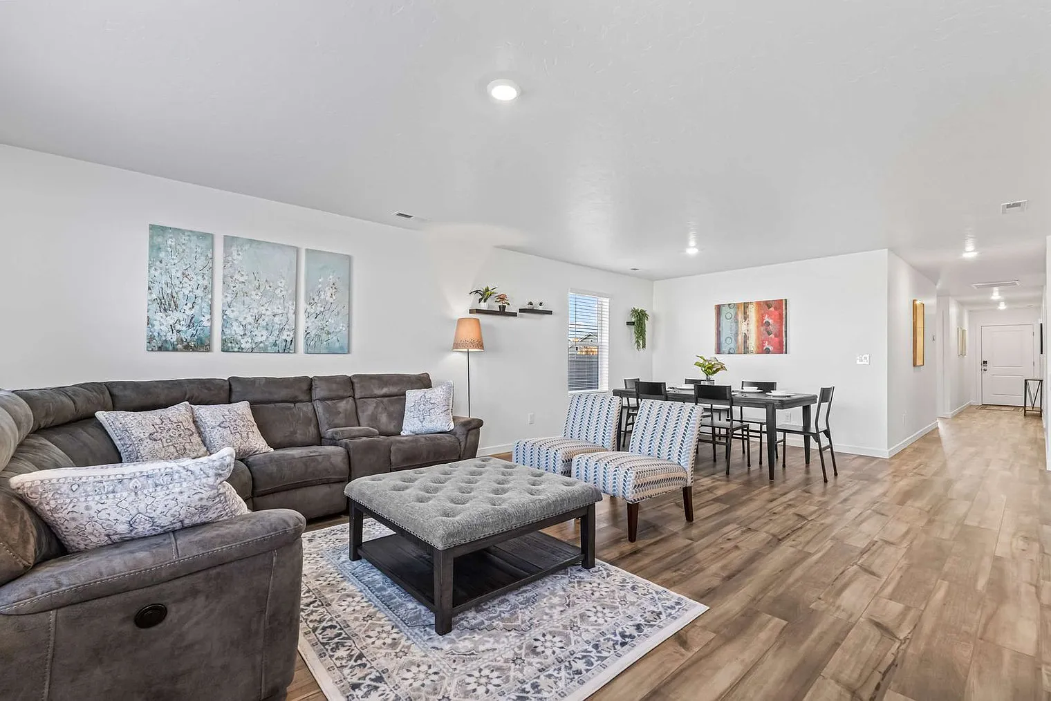 4 bed, 2.0 bath, 2195 sqft, $5,487 — Photo 1