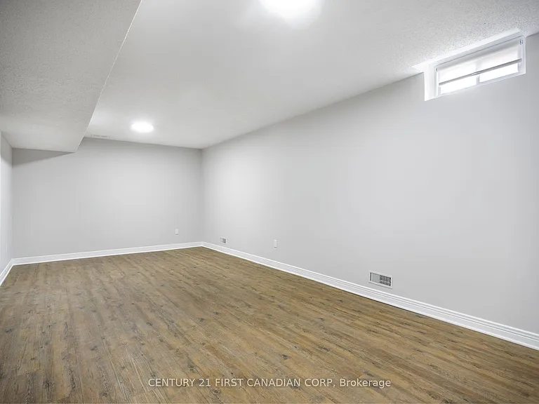 189 Homestead Cres #25 — Photo 25