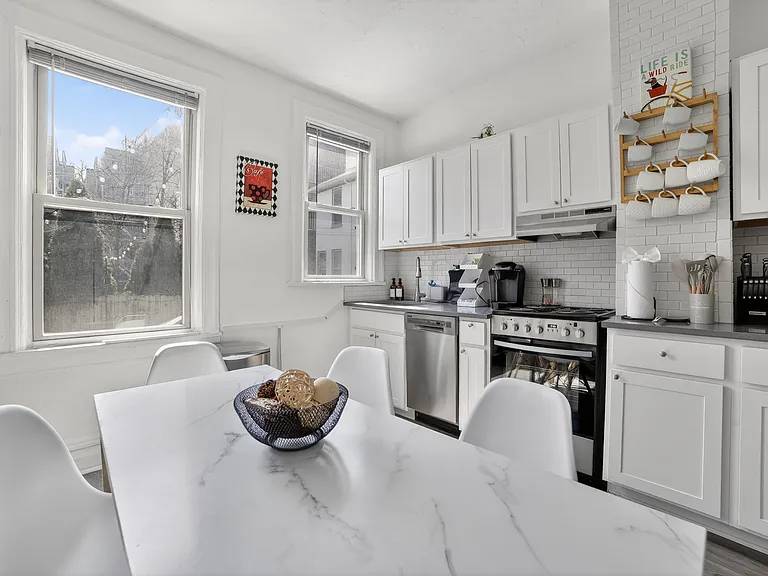 5728 Alder Way — Photo 12