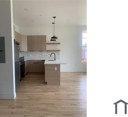 1st image of 3001 Ridge Ave #3