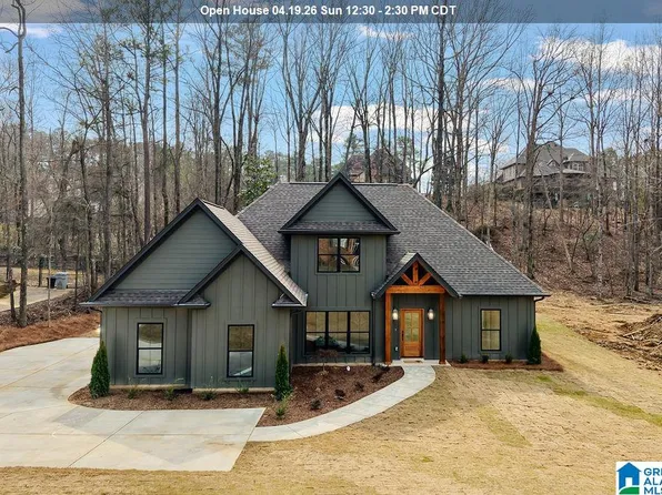 214 Briarwood Dr, Columbiana, AL 35051