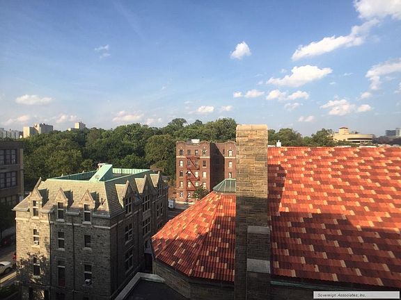 3rd image of 101 Cooper St APT 6D