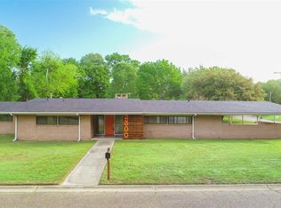 2300 Greenhills Dr, Kilgore, TX 75662