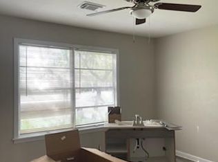 1602 W 11th St, Freeport, TX 77541