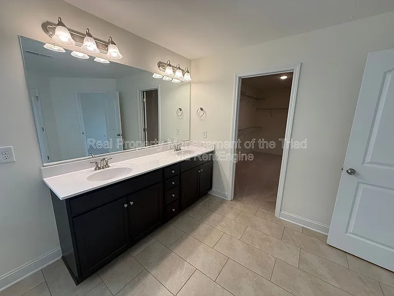 5741 Marblehead Dr — Photo 19