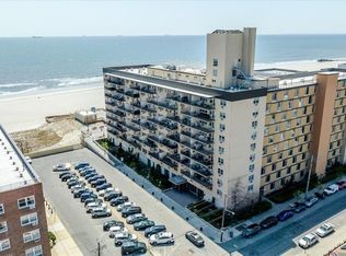 25 Neptune Blvd APT 2K, Long Beach, NY 11561