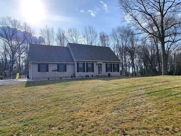 48 Saddle Road, Wolcott, CT 06716