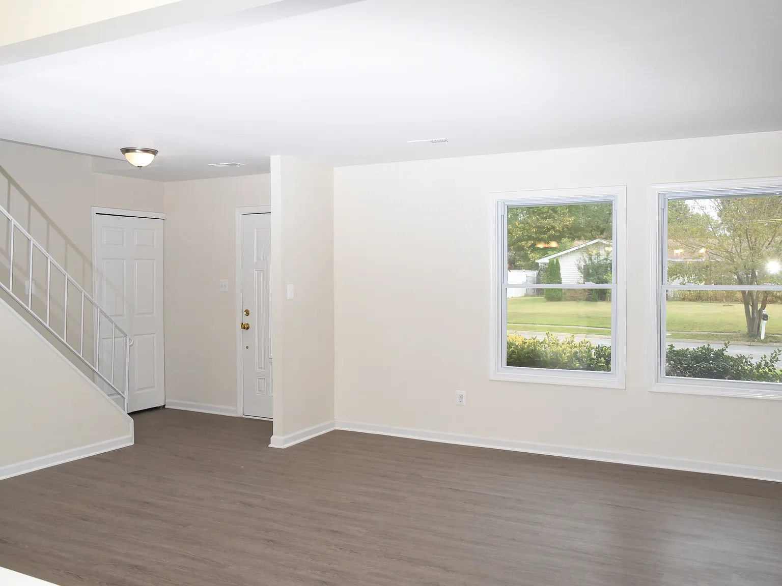 4 bed, 1581 sqft, $2,695 — Photo 3